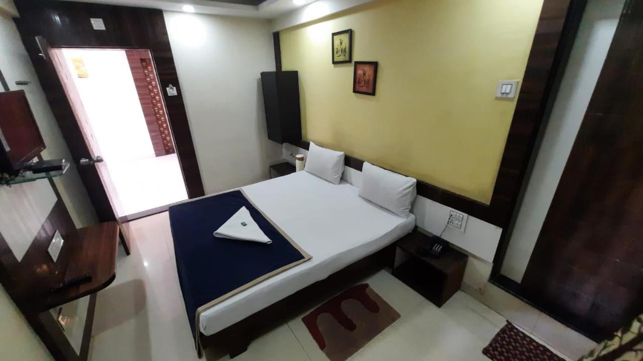 Hotel Royal Treat Kolhapur Luaran gambar