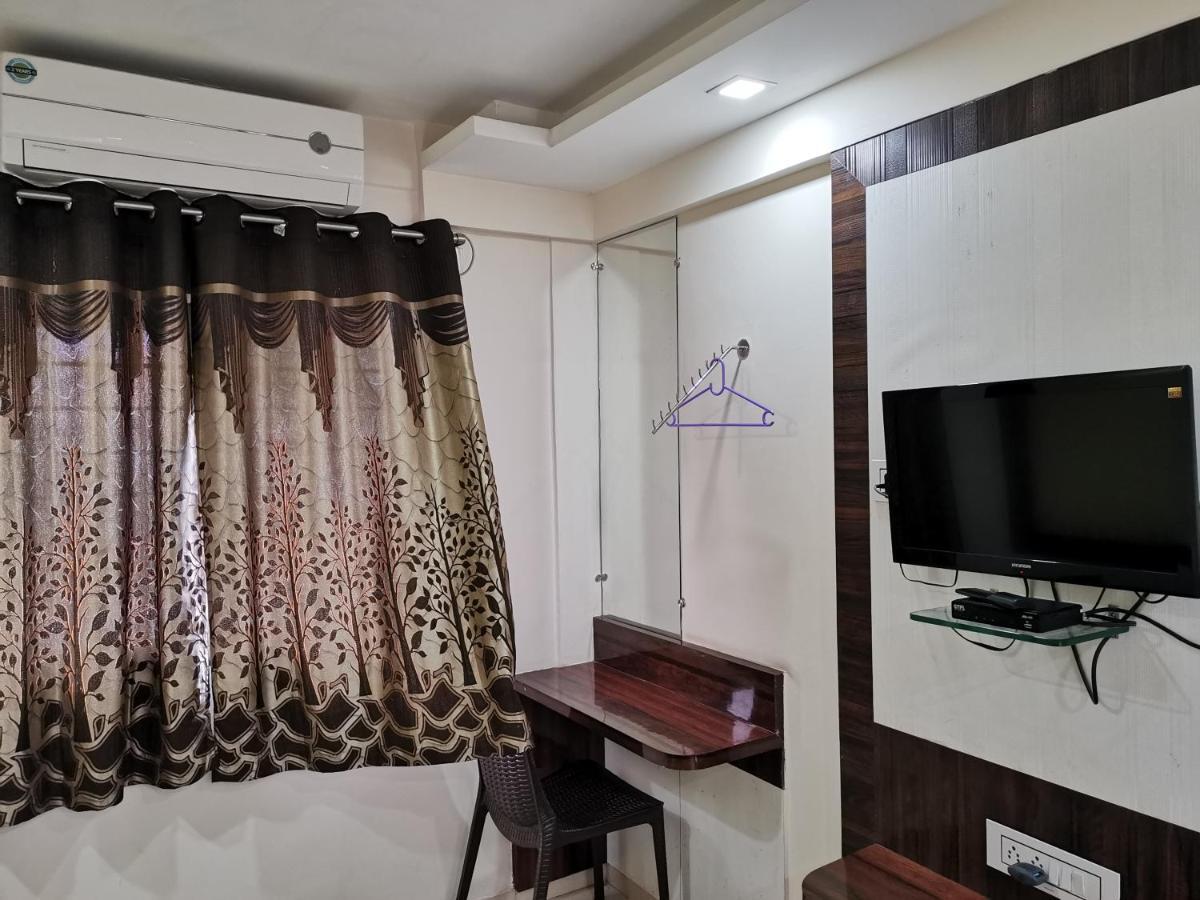 Hotel Royal Treat Kolhapur Luaran gambar