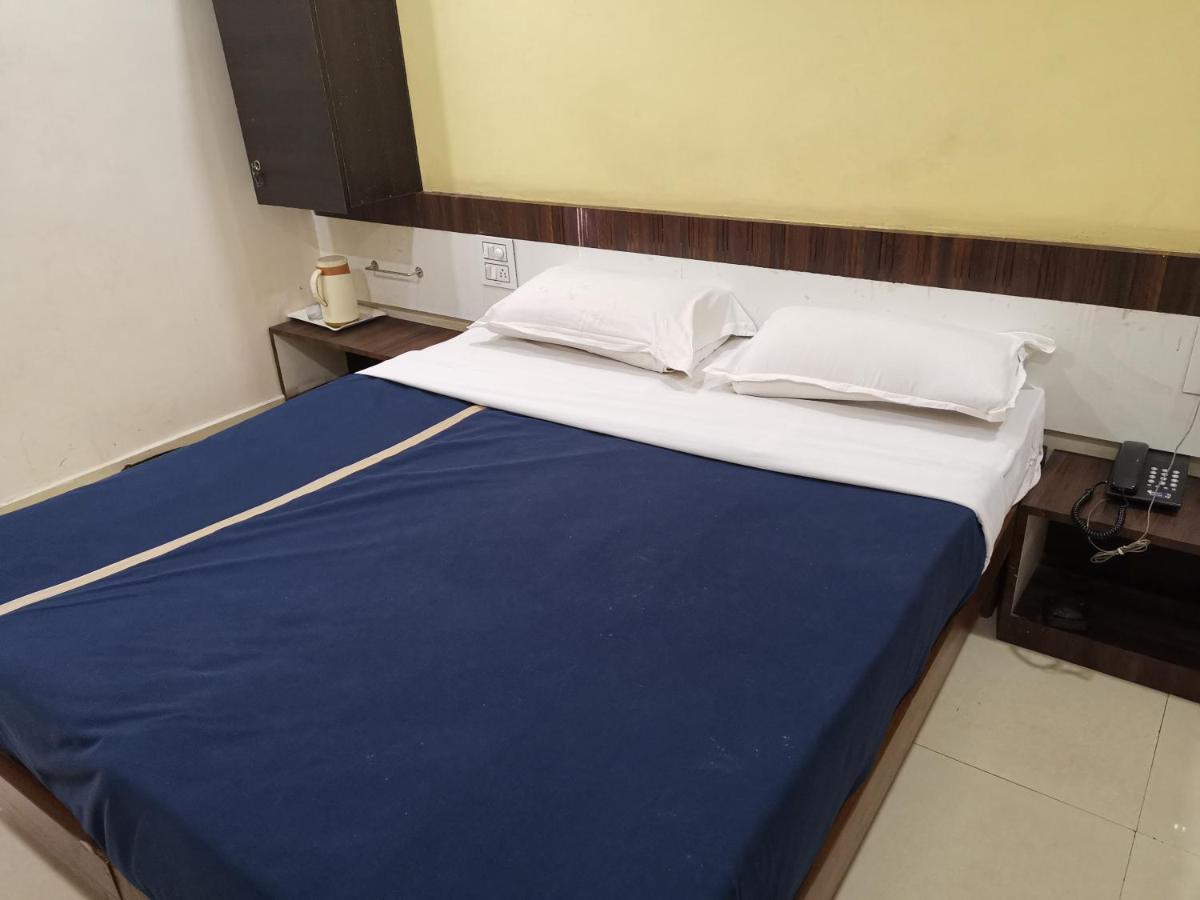 Hotel Royal Treat Kolhapur Luaran gambar