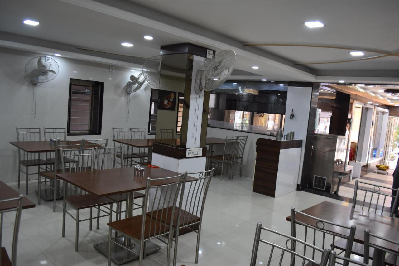 Hotel Royal Treat Kolhapur Luaran gambar